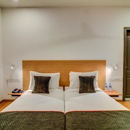 班加罗尔 Oyo Townhouse 104 Koramangala Maharaja Signal酒店 外观 照片