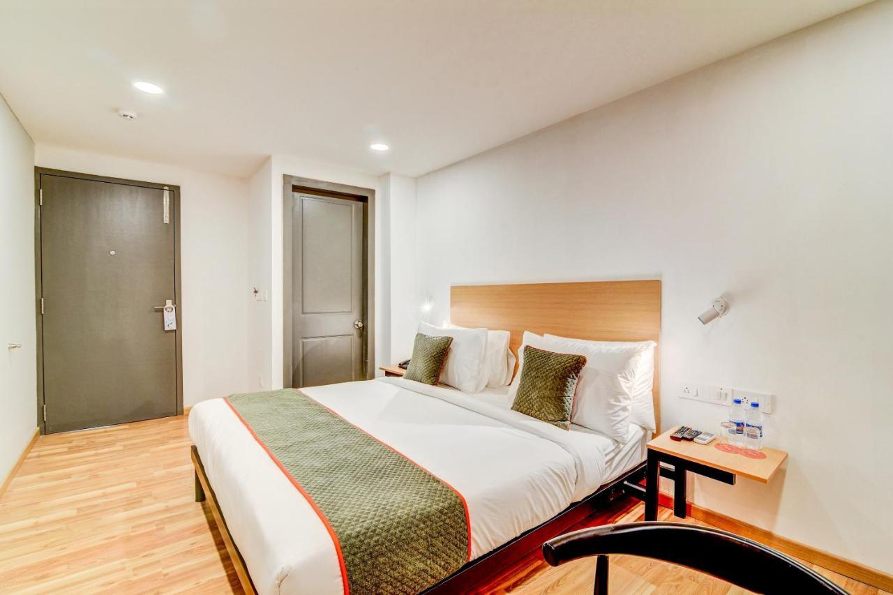 班加罗尔 Oyo Townhouse 104 Koramangala Maharaja Signal酒店 外观 照片