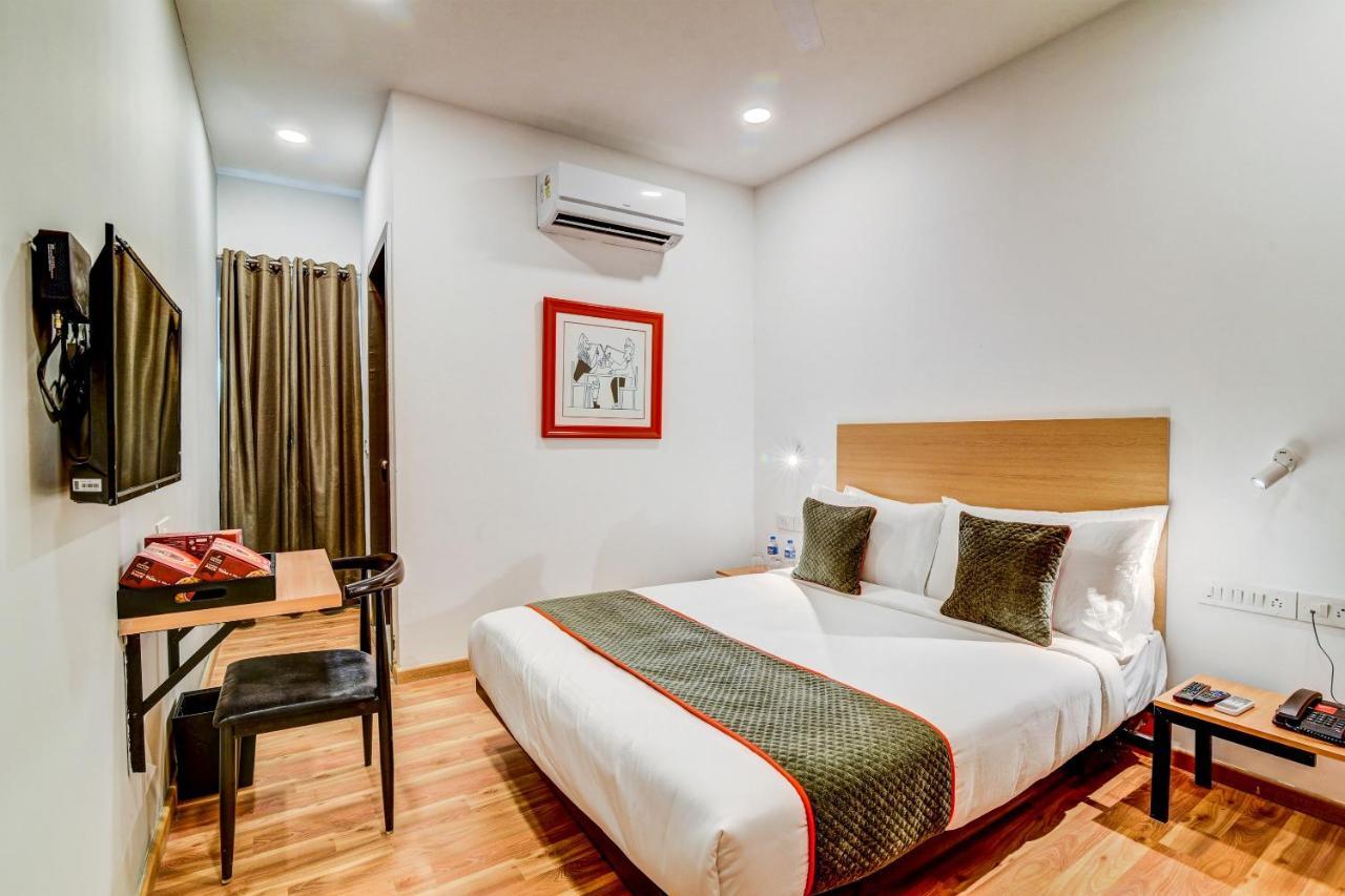 班加罗尔 Oyo Townhouse 104 Koramangala Maharaja Signal酒店 外观 照片