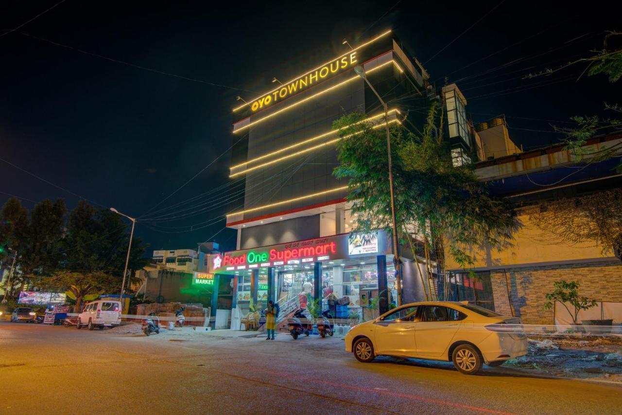 班加罗尔 Oyo Townhouse 104 Koramangala Maharaja Signal酒店 外观 照片