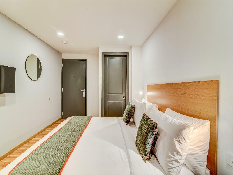 班加罗尔 Oyo Townhouse 104 Koramangala Maharaja Signal酒店 外观 照片